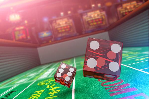 Comparing Live and Classic Games Across casino trực tuyến casino Sites