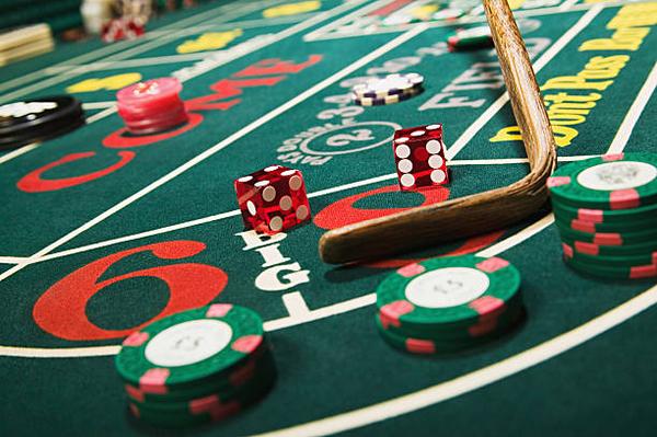 Comparing Table Limits: A Casino in Dubai Research Guide